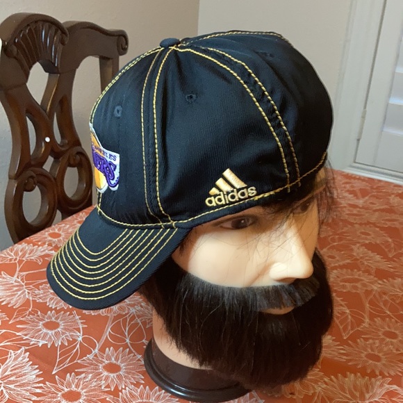 Los Angeles Lakers hats. - Picture 5 of 12